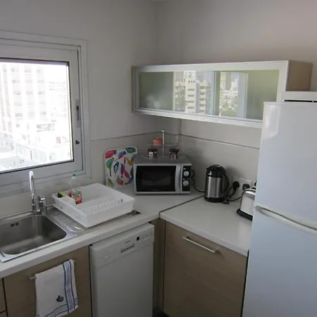 ミニ アート ハウス アパート ニコシア