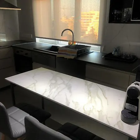 アパート ミニ アート ハウス *