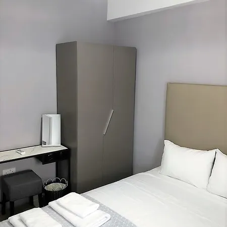 ミニ アート ハウス ニコシア