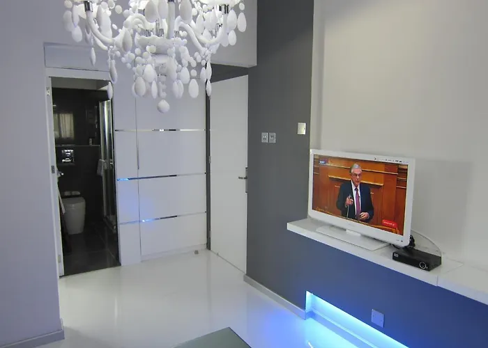 Mini Art House Апартаменты *